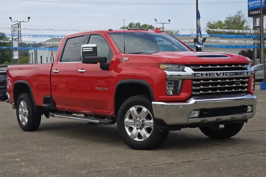 2021 Chevrolet Silverado 3500HD LTZ photo 1