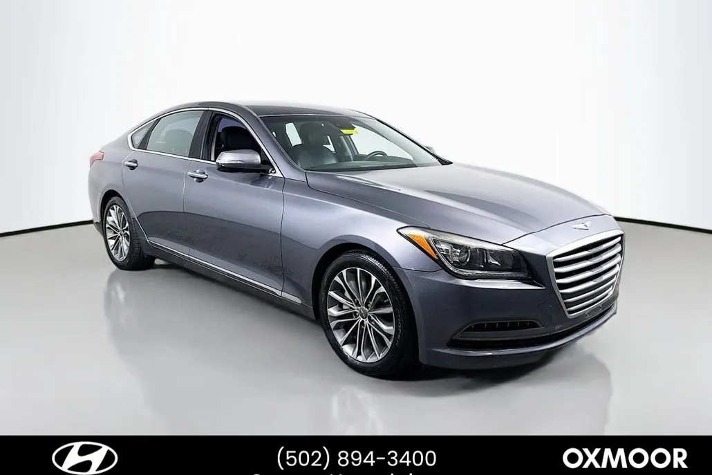 2015 Hyundai Genesis 3.8 RWD photo 1