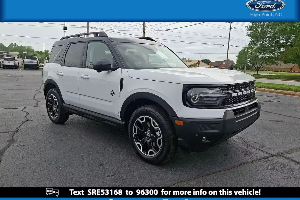 2025 Ford Bronco Sport Outer Banks photo 1