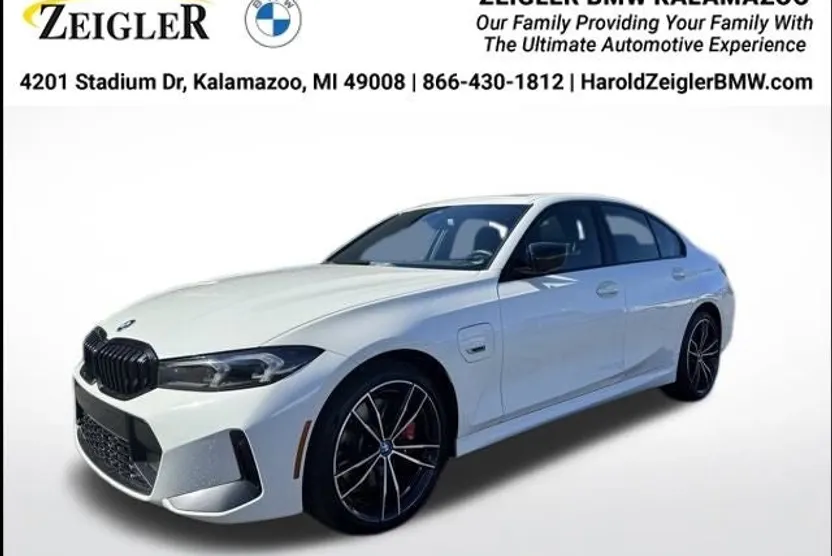 2023 Bmw 330e xDrive photo 1