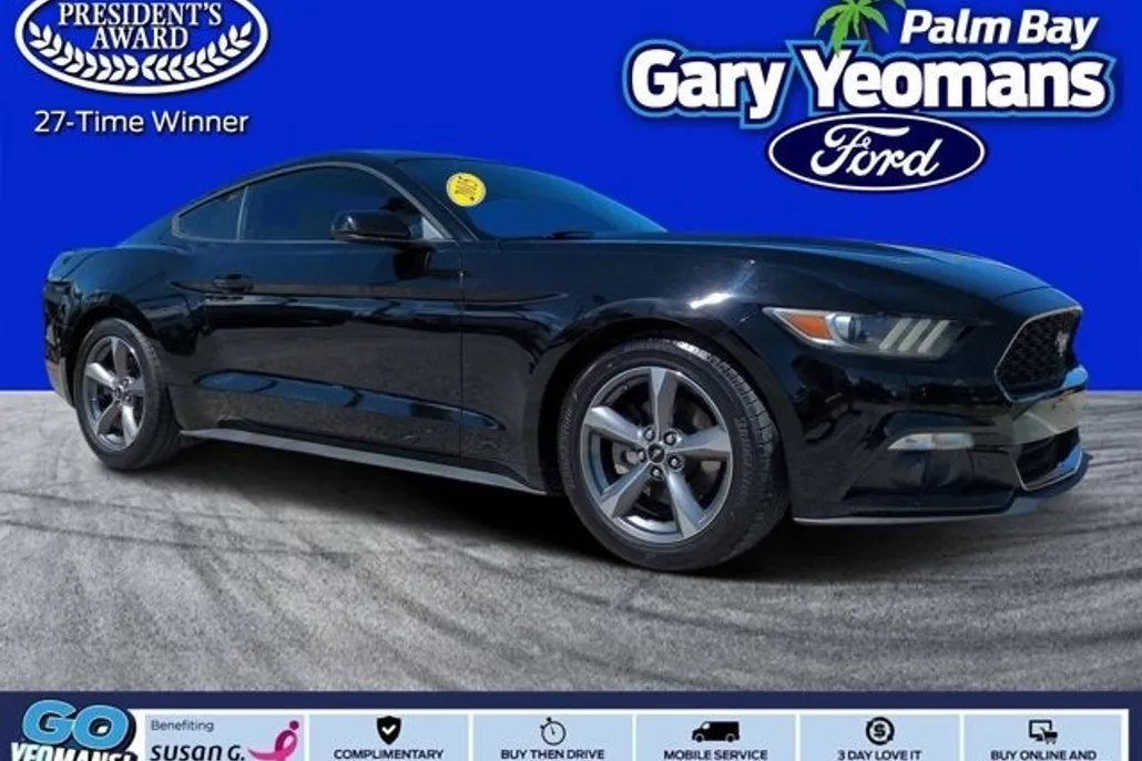 2015 Ford Mustang V6 photo 1