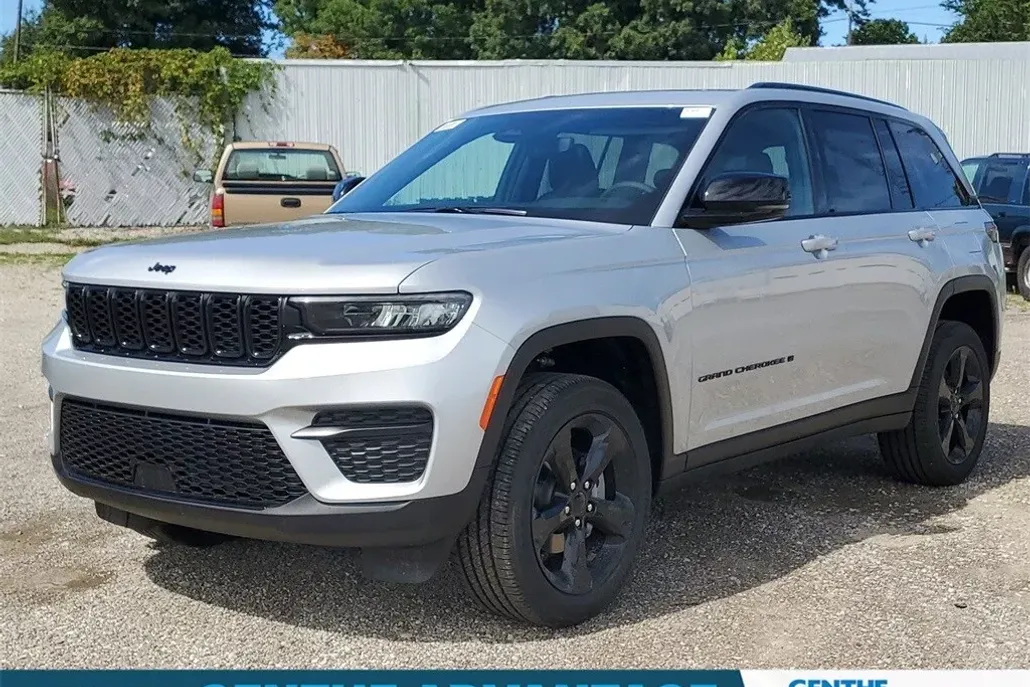 2024 Jeep Grand Cherokee Altitude X photo 1