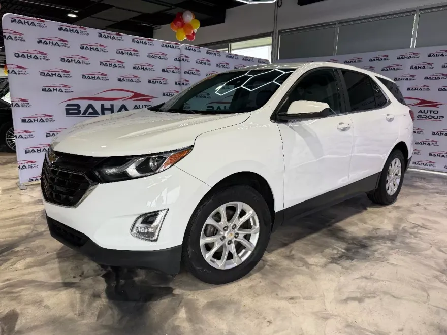 2021 Chevrolet Equinox LT photo 1