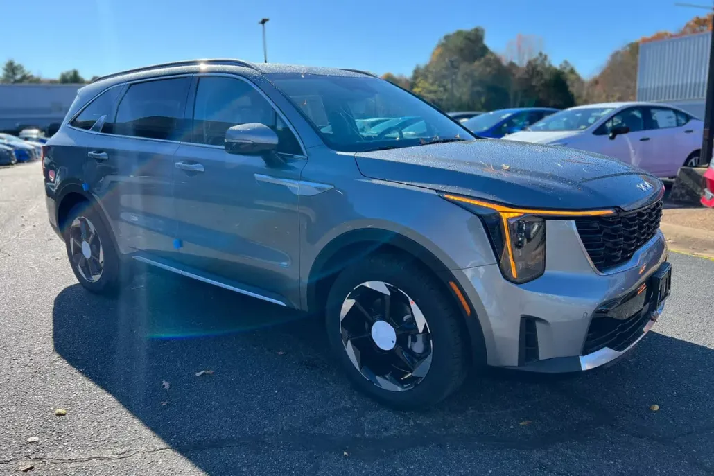 2025 Kia Sorento Hybrid EX photo 1