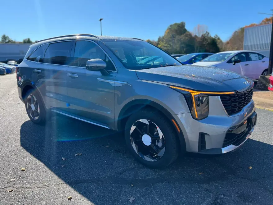 2025 Kia Sorento Hybrid EX photo 1