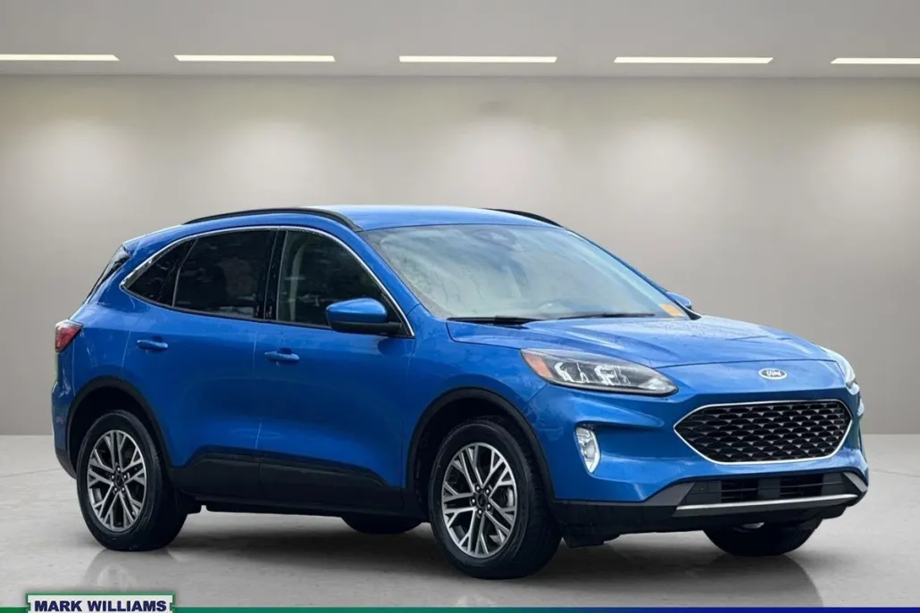 2020 Ford Escape SEL photo 1