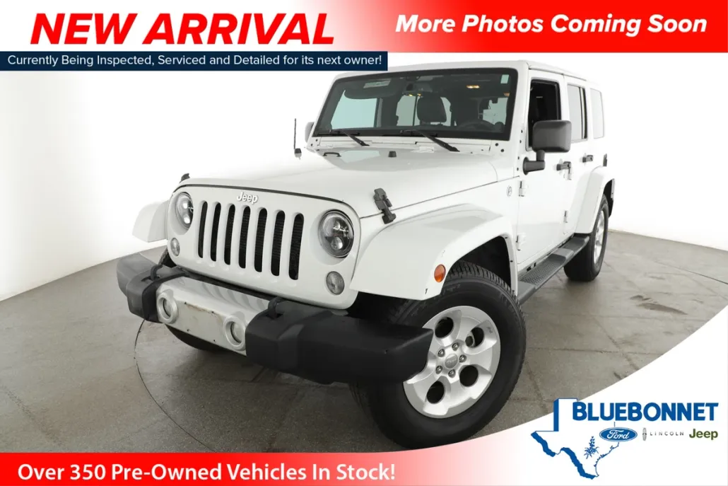 2014 Jeep Wrangler Unlimited Sahara photo 1