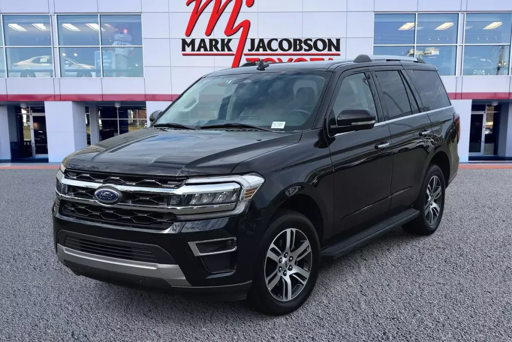 2024 Ford Expedition Limited photo 1