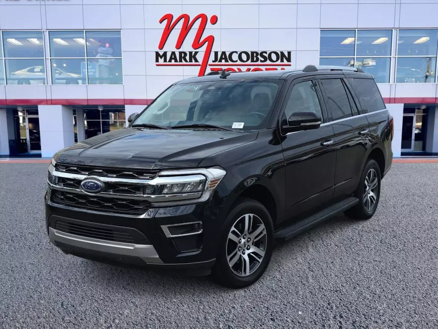 2024 Ford Expedition Limited photo 1