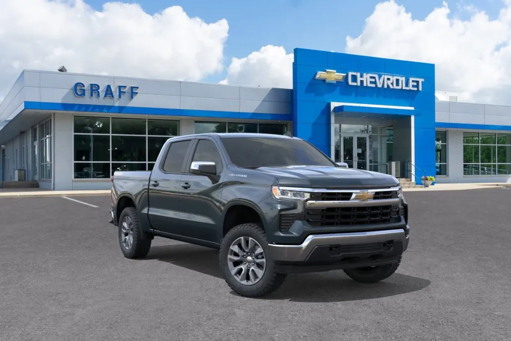 2026 Chevrolet Silverado 1500 LT photo 1