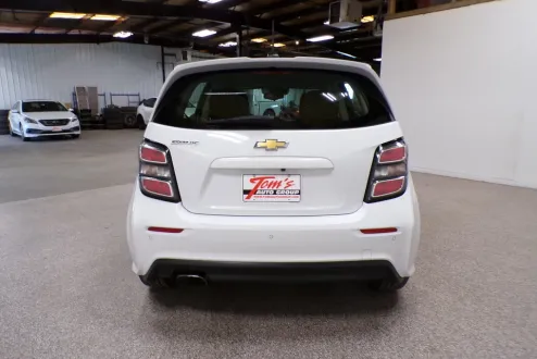 2020 Chevrolet Sonic LT photo 3