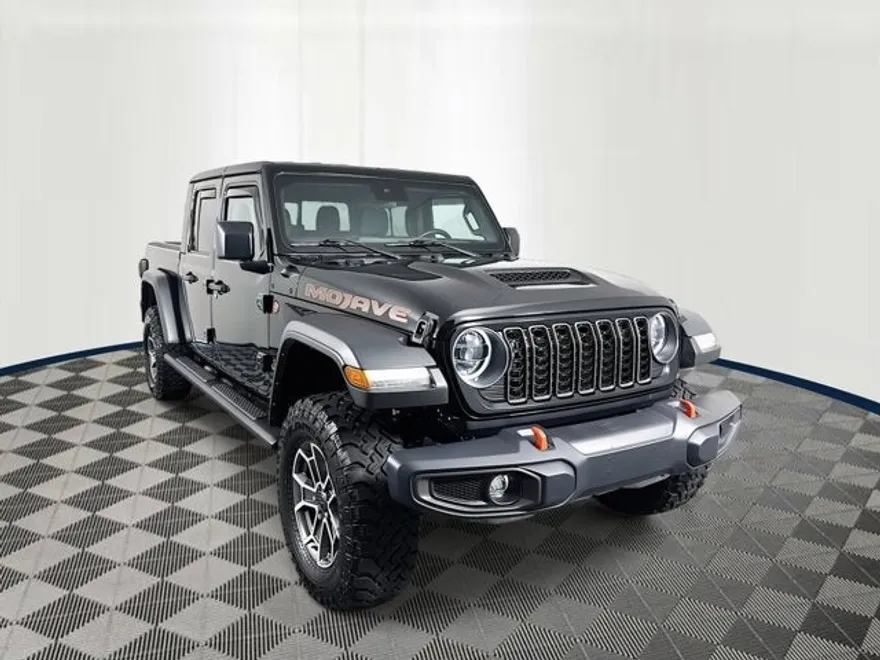 2024 Jeep Gladiator Mojave photo 1