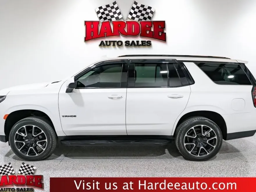 2021 Chevrolet Tahoe RST photo 1