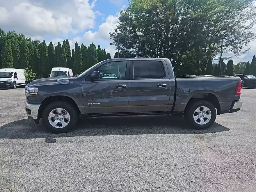 2025 Ram 1500 Tradesman photo 1
