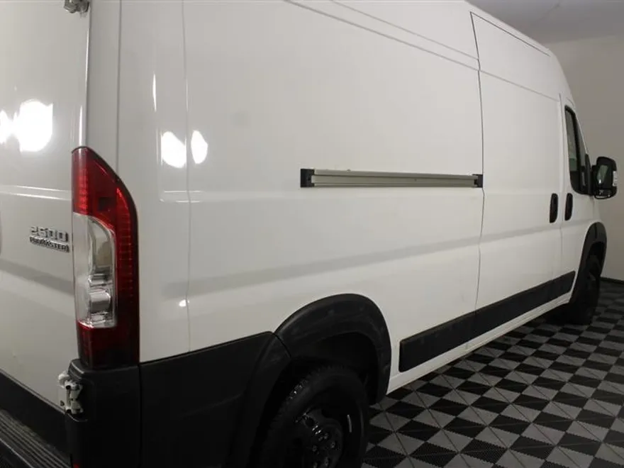 2023 Ram ProMaster 2500 photo 7