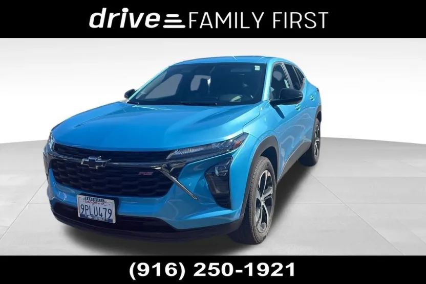 2025 Chevrolet Trax photo 1