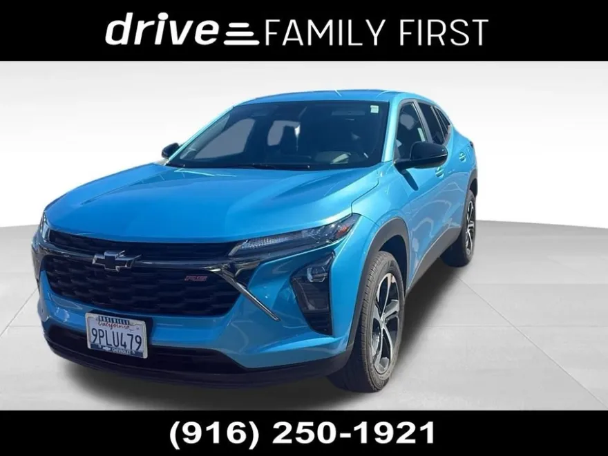 2025 Chevrolet Trax photo 1