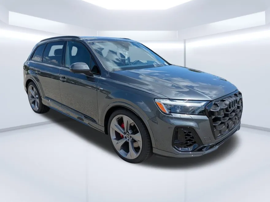 2026 Audi Q7 Prestige photo 1