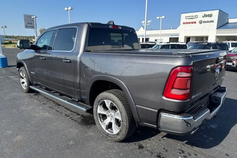 2022 Ram 1500 Laramie photo 1