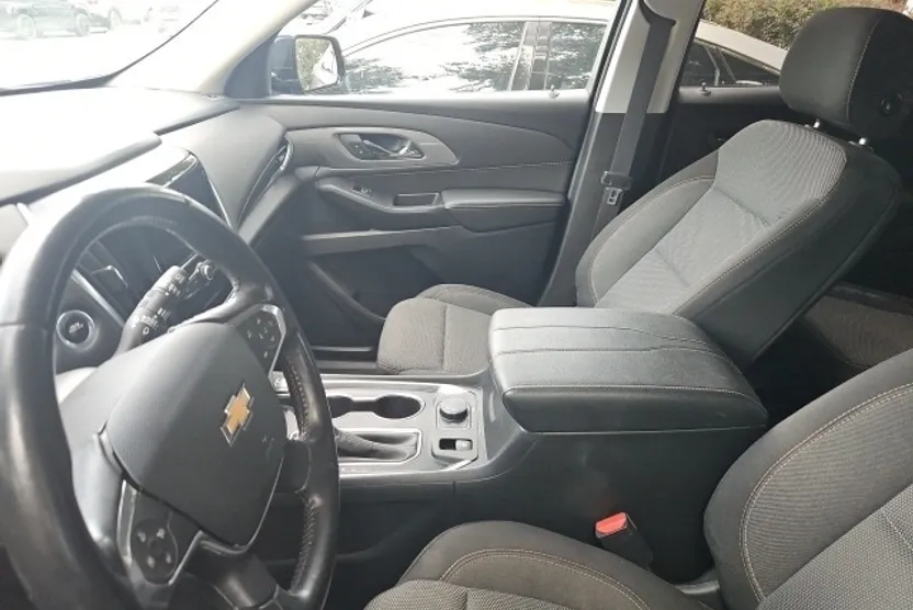 2020 Chevrolet Traverse Cloth 1LT photo 1