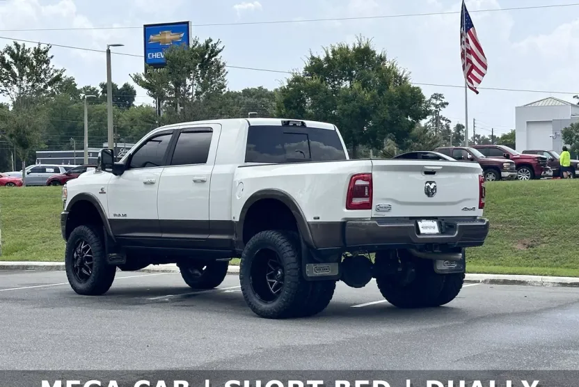 2024 Ram 3500 Longhorn photo 1