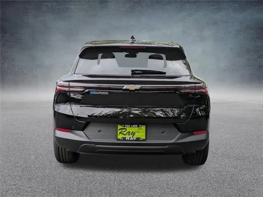 2026 Chevrolet Equinox EV 1LT photo 1
