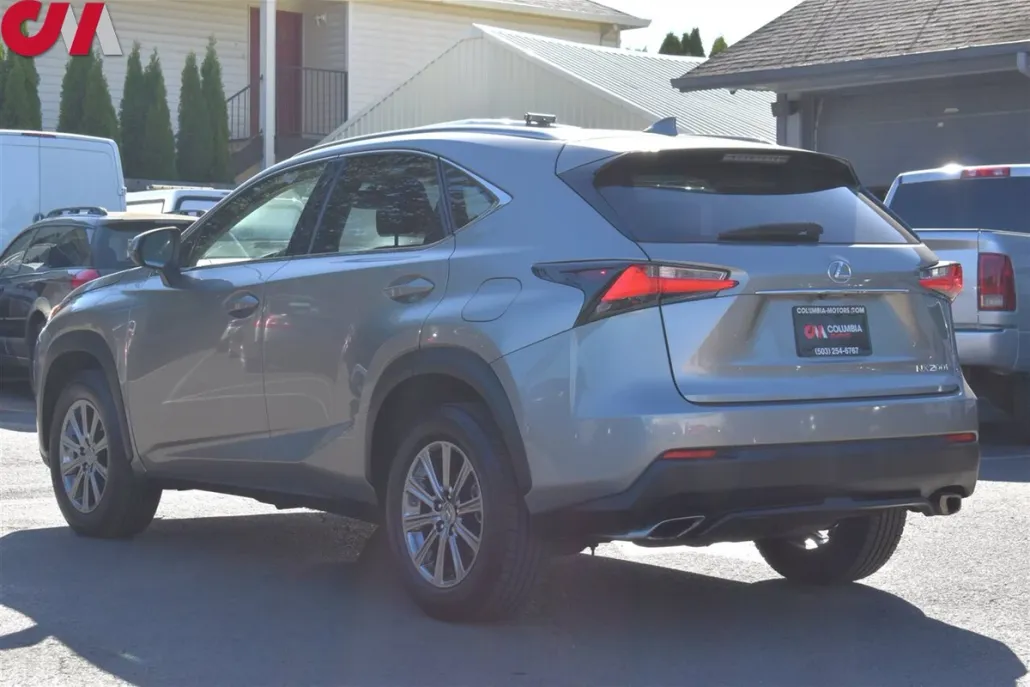 2017 Lexus NX 200t Luxury photo 1