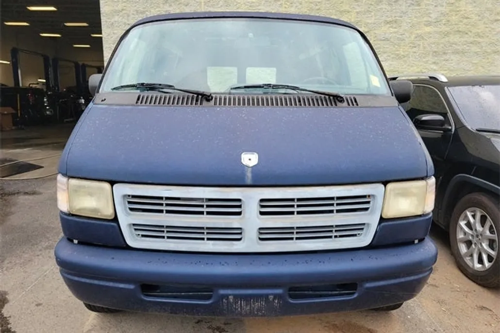 1994 Dodge Ram Van B250 photo 1