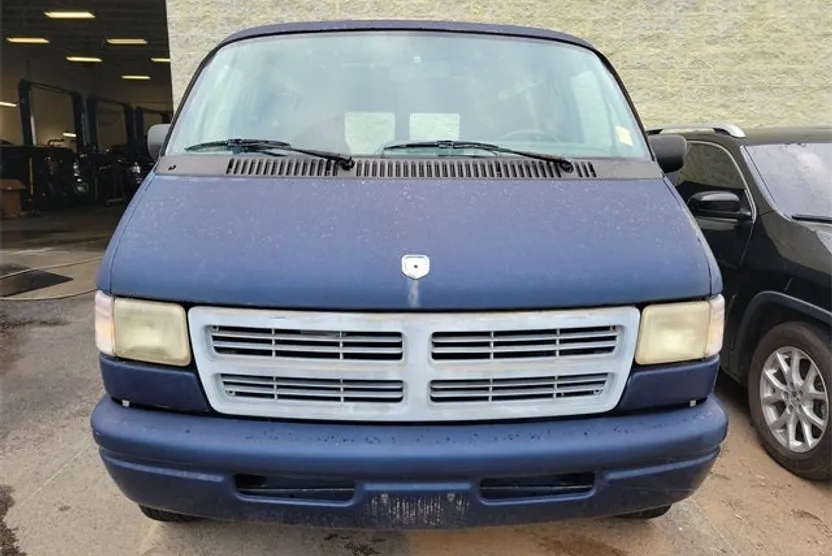 1994 Dodge Ram Van B250 photo 1