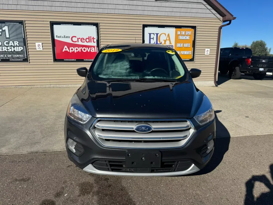 2019 Ford Escape SE photo 1