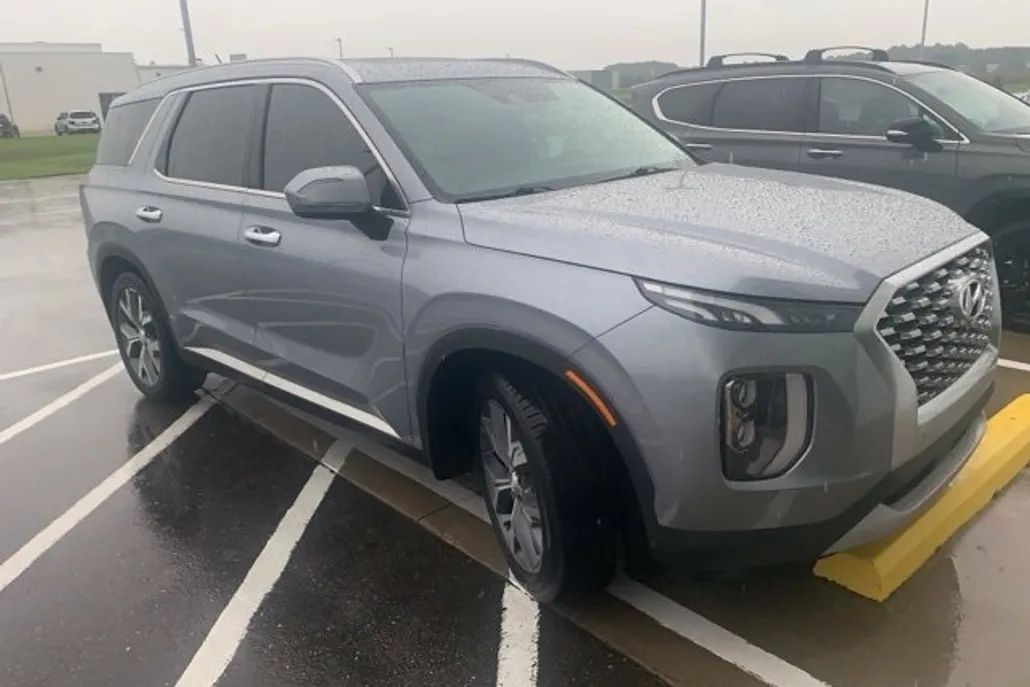 2020 Hyundai Palisade SEL photo 1