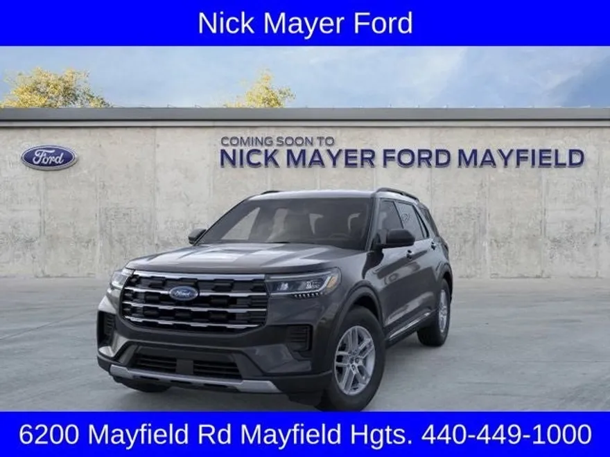 2025 Ford Explorer photo 1