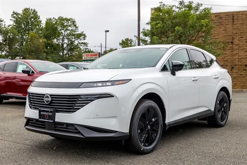2025 Nissan Murano SV photo 1