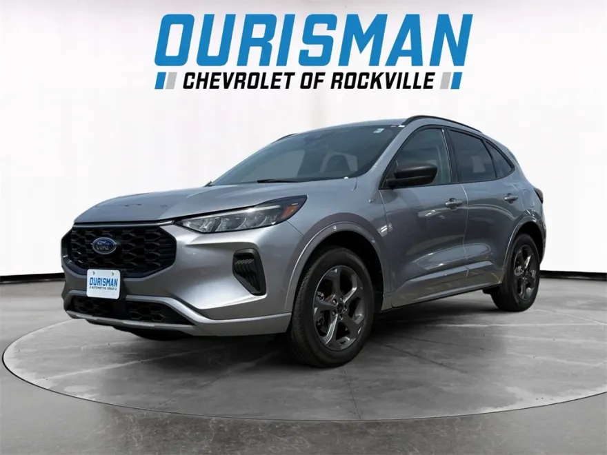2023 Ford Escape ST-Line photo 1