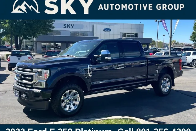 2022 Ford F-350 Platinum photo 1