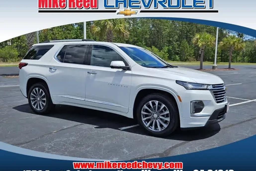 2023 Chevrolet Traverse Premier photo 1