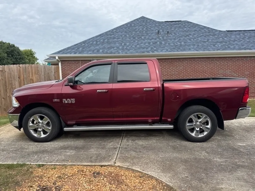 2017 Ram 1500 Big Horn photo 1