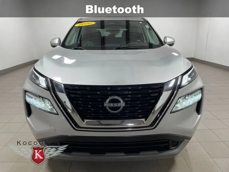 2022 Nissan Rogue SV photo 1