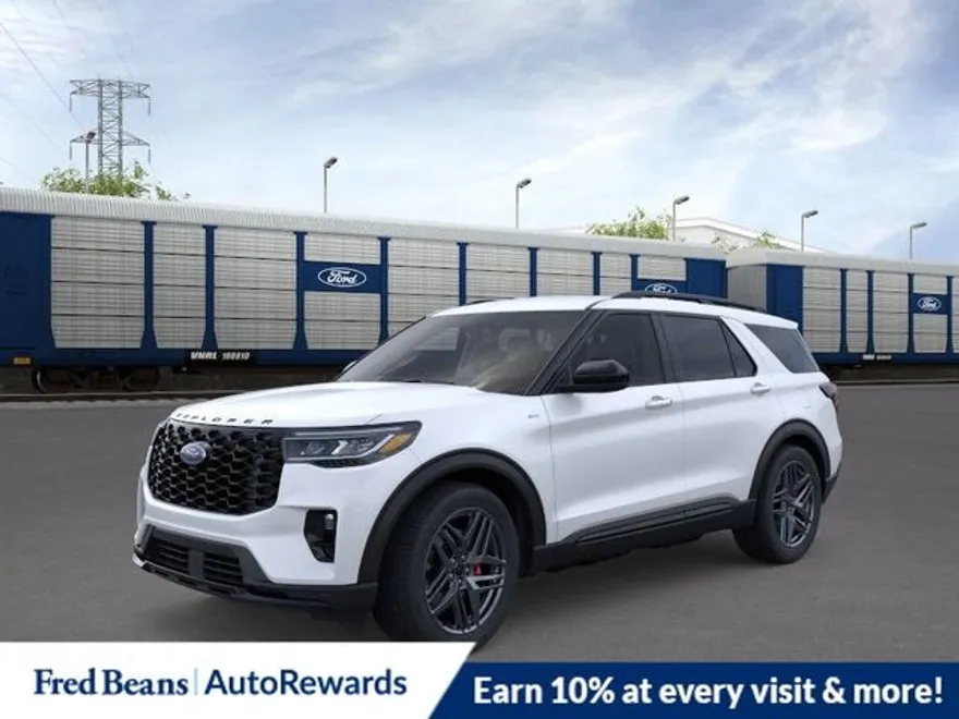 2025 Ford Explorer ST-Line photo 1