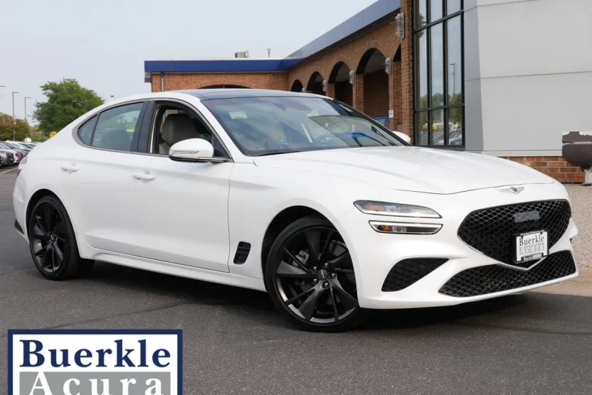 2022 Genesis G70 3.3T photo 1