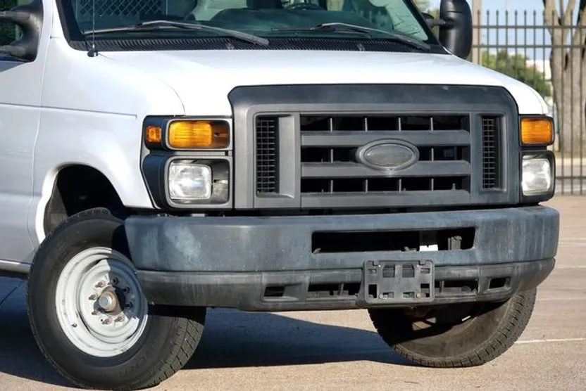 2014 Ford E-250 photo 1