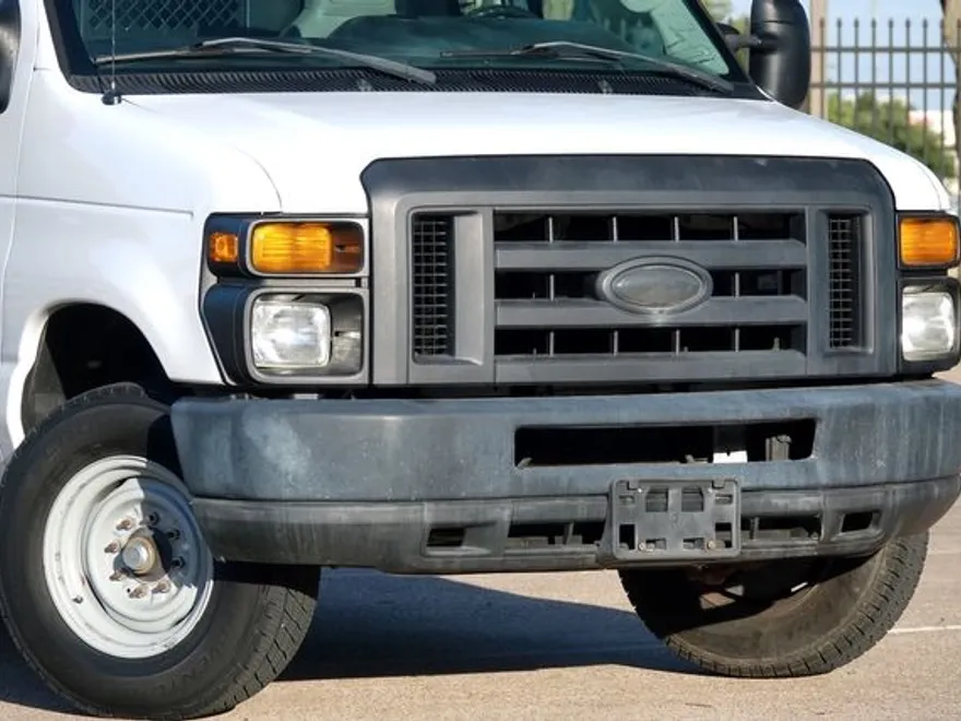 2014 Ford E-250 photo 1