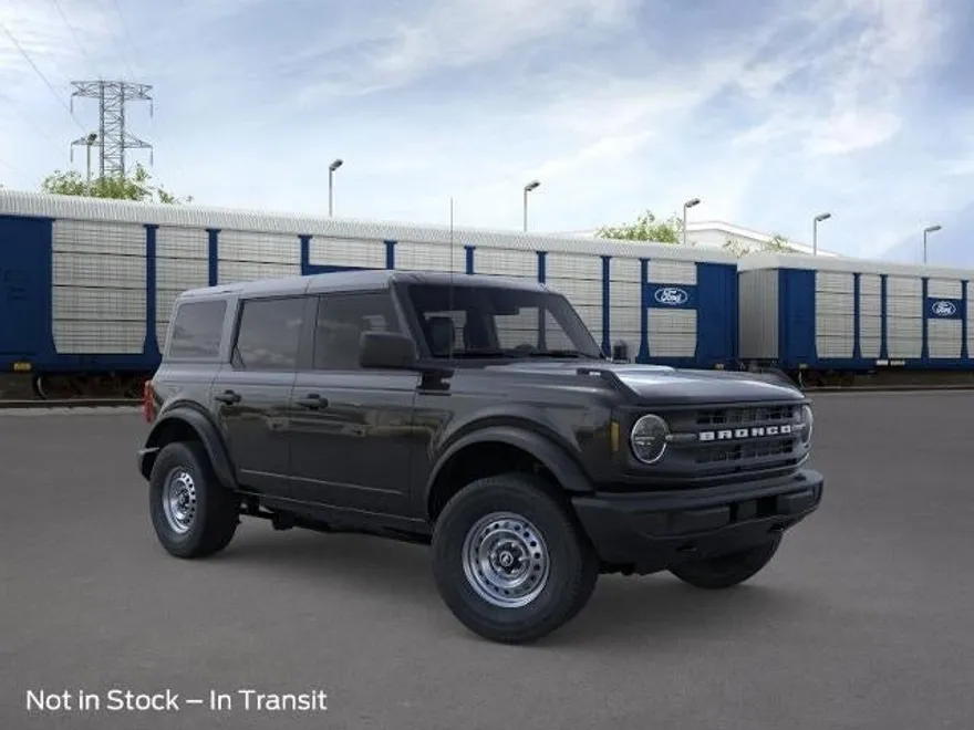 2025 Ford Bronco Base photo 1