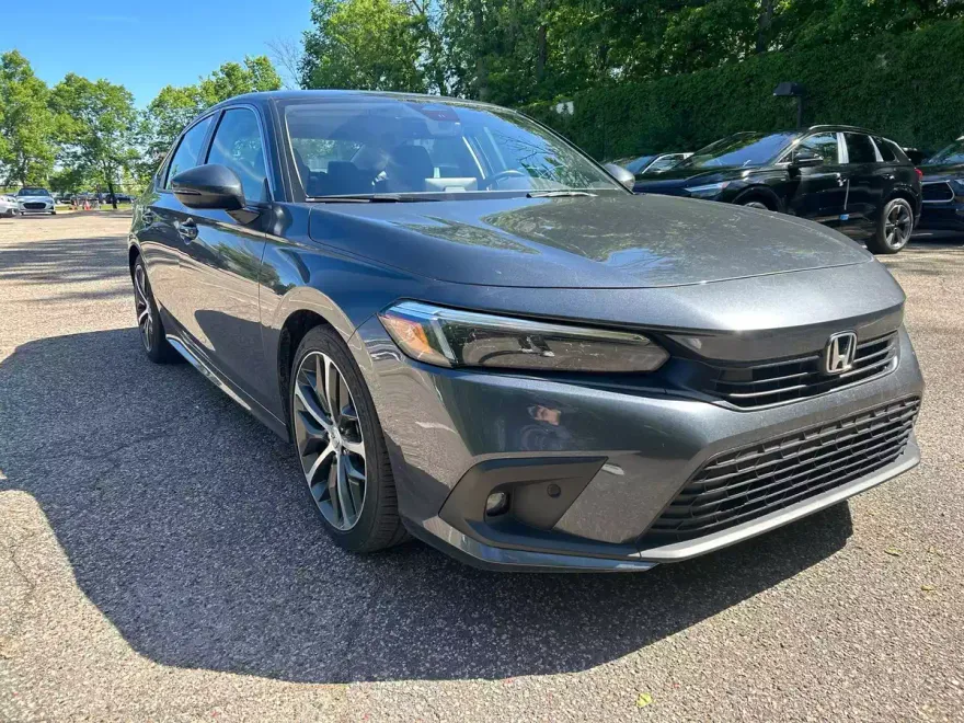 2023 Honda Civic Touring photo 1