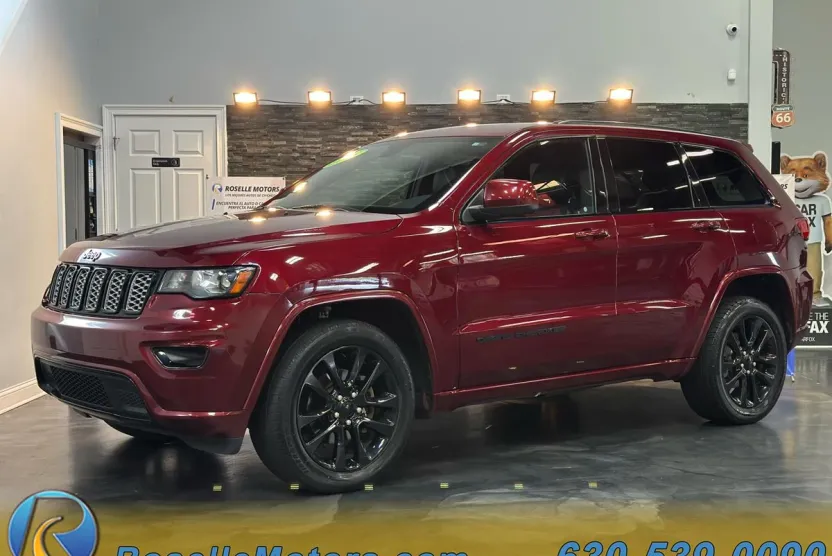 2018 Jeep Grand Cherokee Altitude photo 1