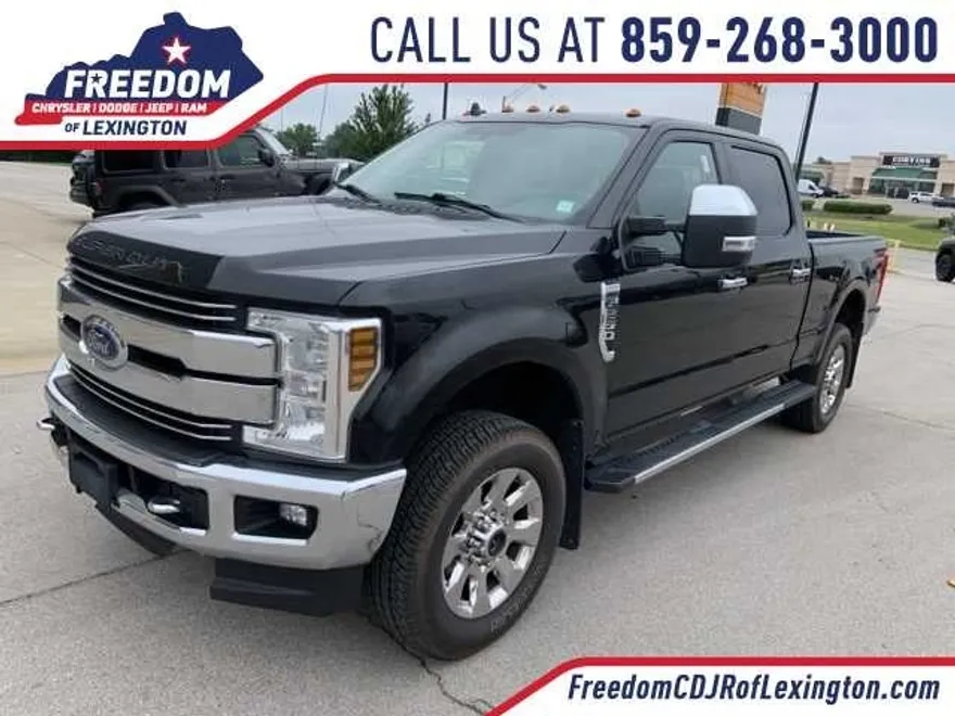 2019 Ford F-250 Lariat photo 1