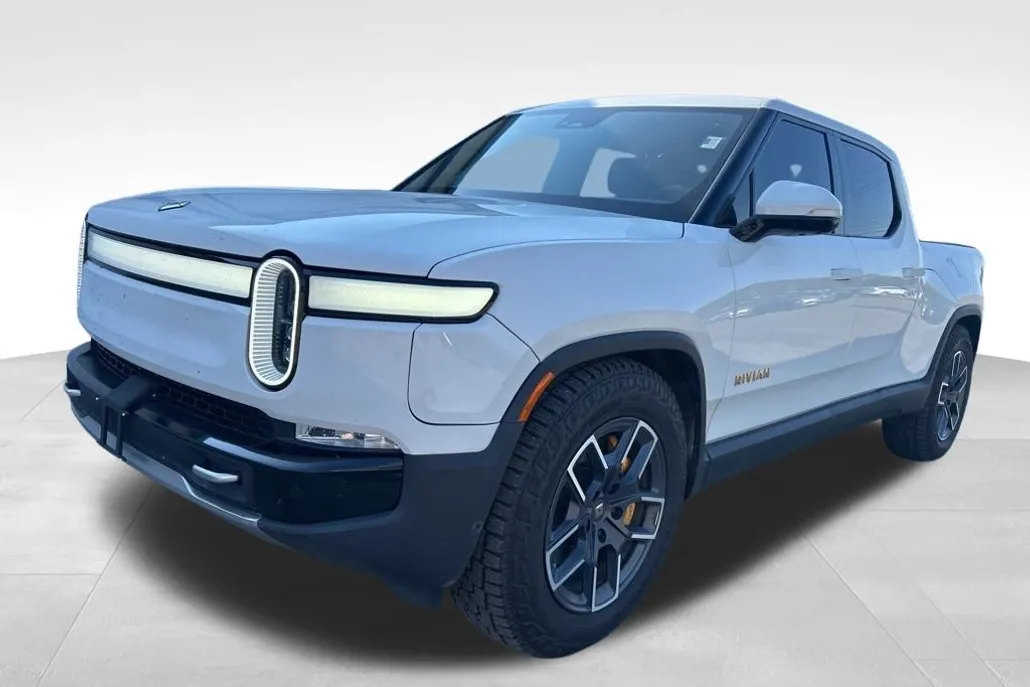 2022 Rivian R1T Adventure photo 1
