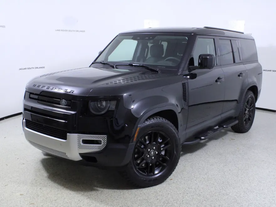 2025 Land Rover Defender 130 S photo 1