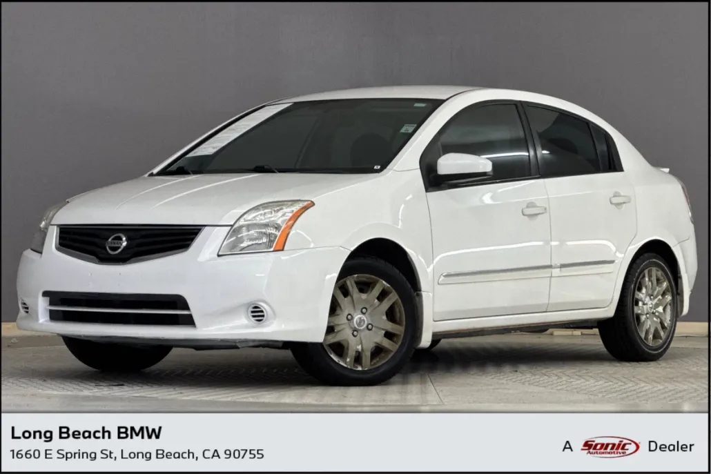2011 Nissan Sentra 2.0 S photo 1