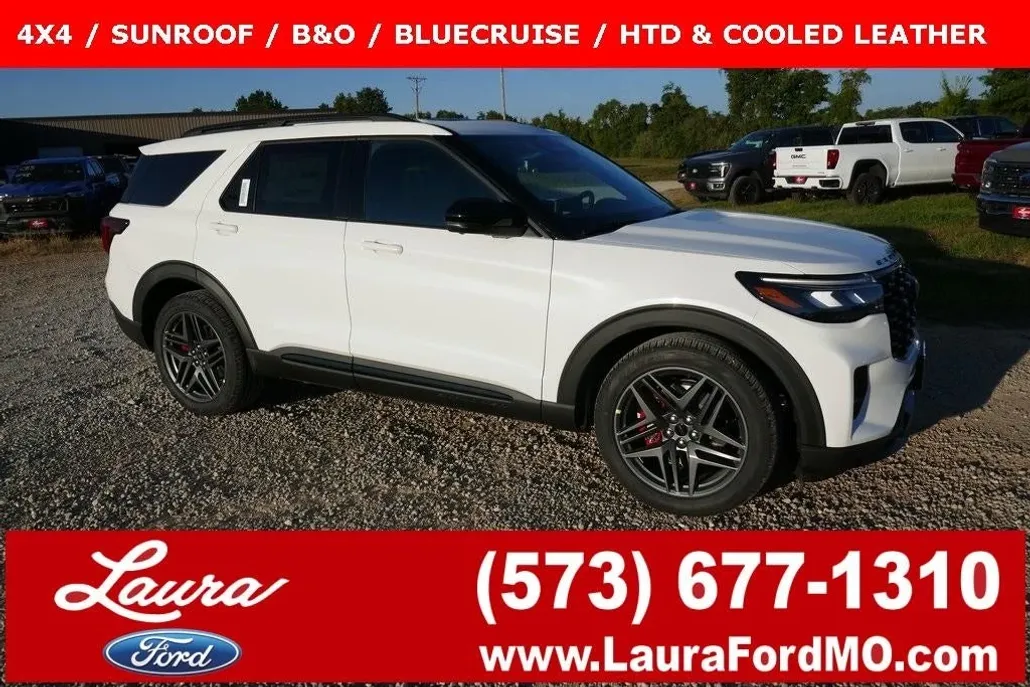 2025 Ford Explorer ST photo 1